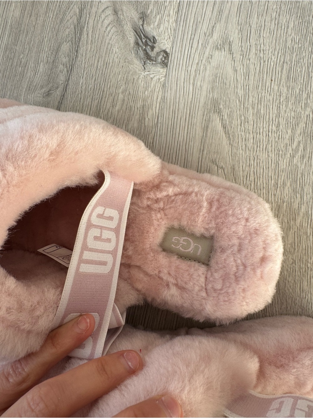 UGG Pink Fluff Slide with Logo Heel Strap - Picture 4 of 6